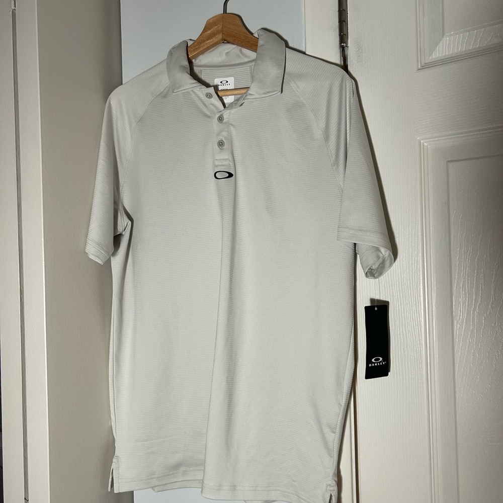 Bought this as a gift last year and realized it was the wrong size.